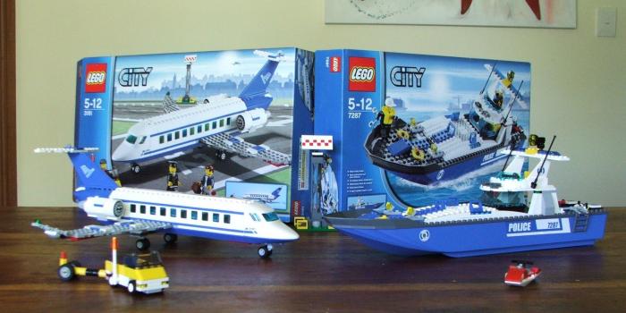 1600x1200 Milo's Lego & Drawing Gallery: Lego City Passenger Plane VS. Lego
