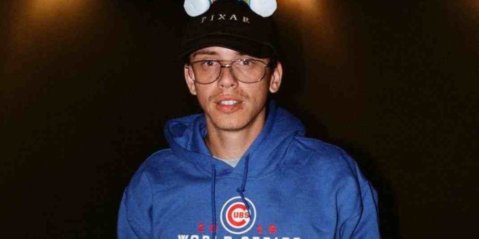 1071x1618 Logic Rapper Wallpaper - Logic With Bart Simpson (#179191) - HD