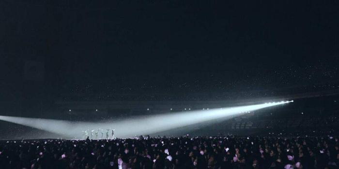 1024x768 Purple ARMY Bomb Ocean 