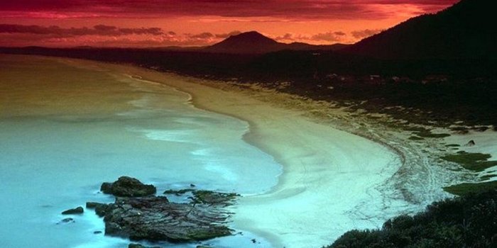 1024x768 hawaiian-sunset-evening-beach - LostinSound.org