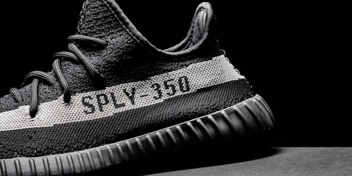 2048x1367 adidas Yeezy Boost 350 v2 Black White • KicksOnFire.com