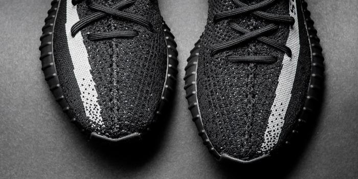 2048x1367 adidas Yeezy Boost 350 v2 Black White • KicksOnFire.com