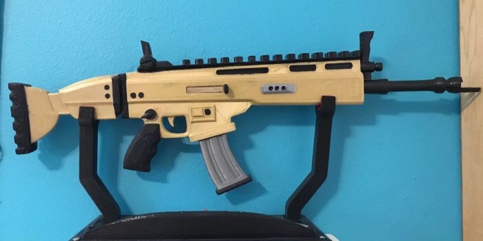 1600x1200 Fortnite Scar Replica Full Size Prop Machine Gun | plz in 2019 | Guns