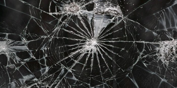 1280x800 Cracked Screen Wallpapers