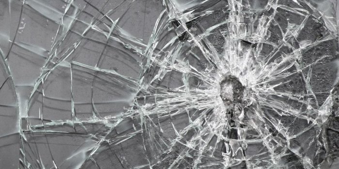 1080x1920 Cracked TV Screen Prank Wallpaper (62+ images)