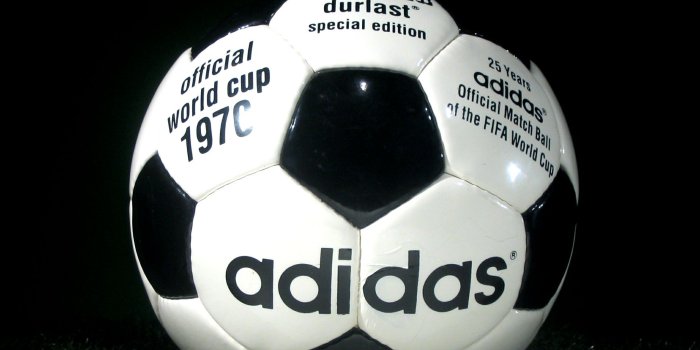 2048x1536 Made in France match ball FIFA World Cup 1970 Mexico Adidas Telstar