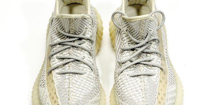 900x900 adidas Yeezy Boost 350 V2 