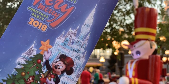 2048x1536 The Complete Insider's Guide To Mickey's Very Merry Christmas Party