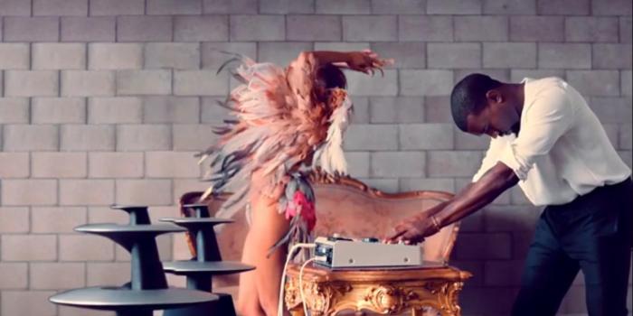 1280x800 Selita Ebanks Runaway Wallpaper - voitures-americaines.info