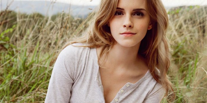 1600x1200 Emma Watson | One of my favorite actresses. Talented, smart, and