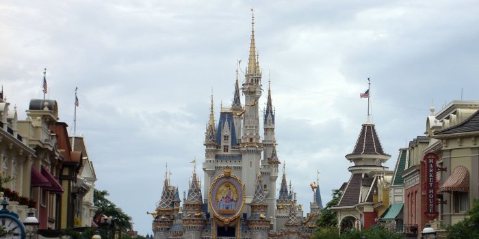 1600x1200 Download magic kingdom 03 magic kingdom 02 magic kingdom 01