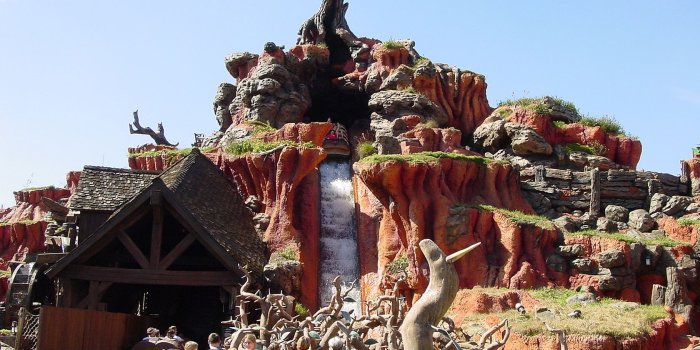 1680x1050 Splash Mountain: