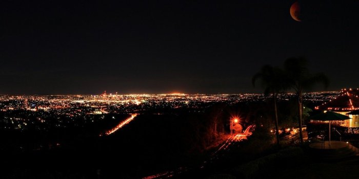 1366x768 2938107 los angeles city moon night view landscape wallpaper and
