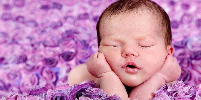 2560x1600 4k Sleeping Babies Desktop Wallpaper For Pc - Funny Newborn Baby