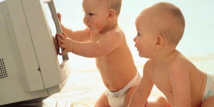 1024x768 Funny Baby Jokes Desktop Background