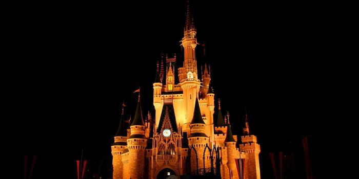 2560x1440 70+ Disneyland Castle Wallpapers on WallpaperPlay