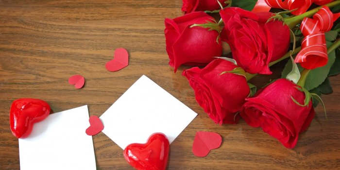 2560x1600 63+ Red Heart Wallpapers on WallpaperPlay