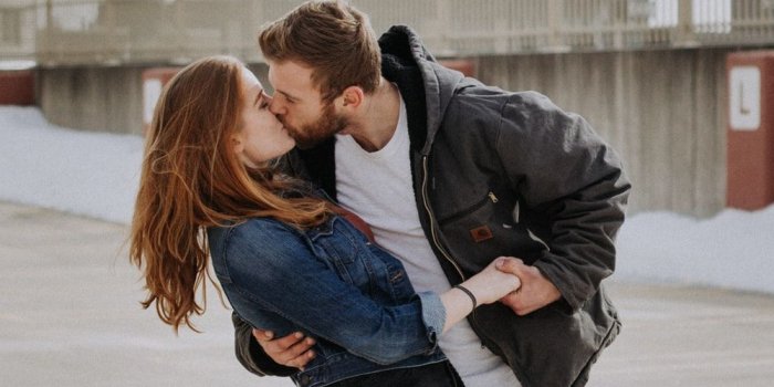 1000x1275 100+ Kissing Pictures | Download Free Images on Unsplash