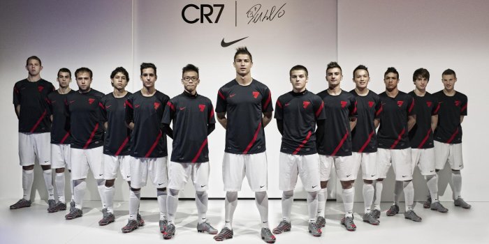 1600x900 CR7 Shoes Wallpapers