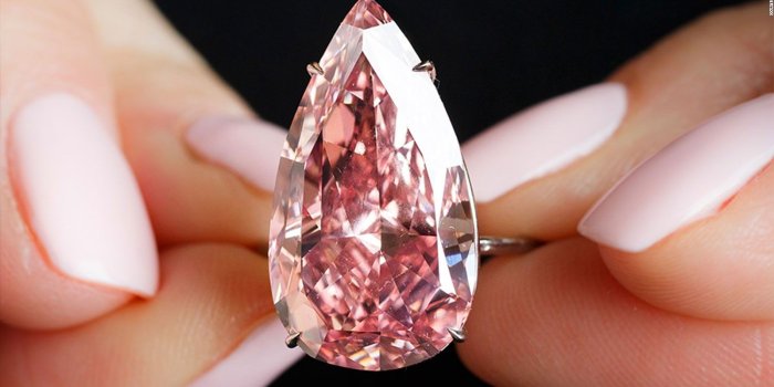 1600x900 Rare pink diamond smashes auction records - CNN Style