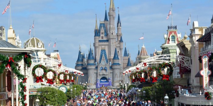 1920x1080 Download Christmas Holiday Decorations at The Magic Kingdom 2014