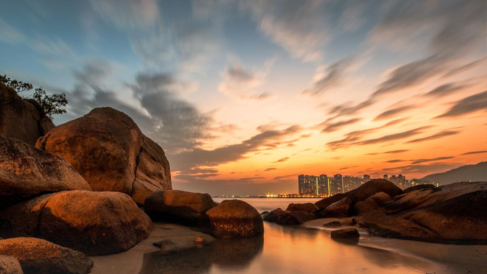 1920x1080 Shoreline afterglow, Tuen Mun, Hong Kong | Windows 10 SpotLight Images