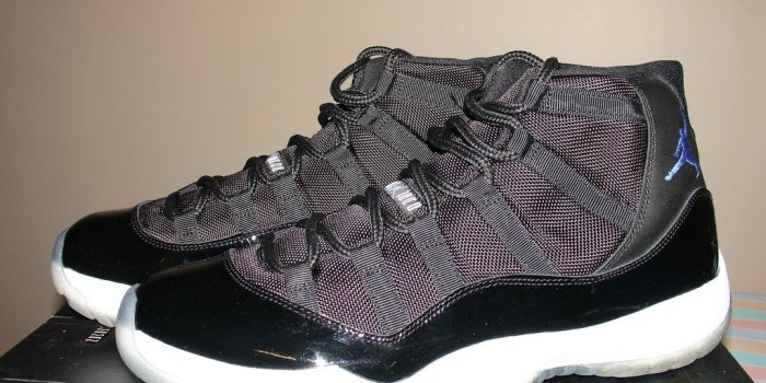 1024x768 File:Air jordan XI space jam.jpg - Wikipedia
