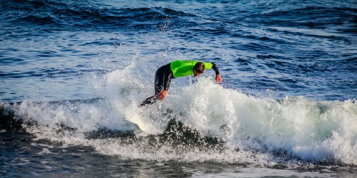3596x2308 Surfer in Santa Cruz, CA | California wallpapers by imwaytoobusy.com