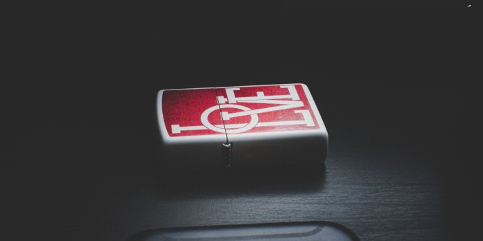 5011x3819 2017 Black Samsung Galaxy J7 Max Near Red and Grey Love Print Flip