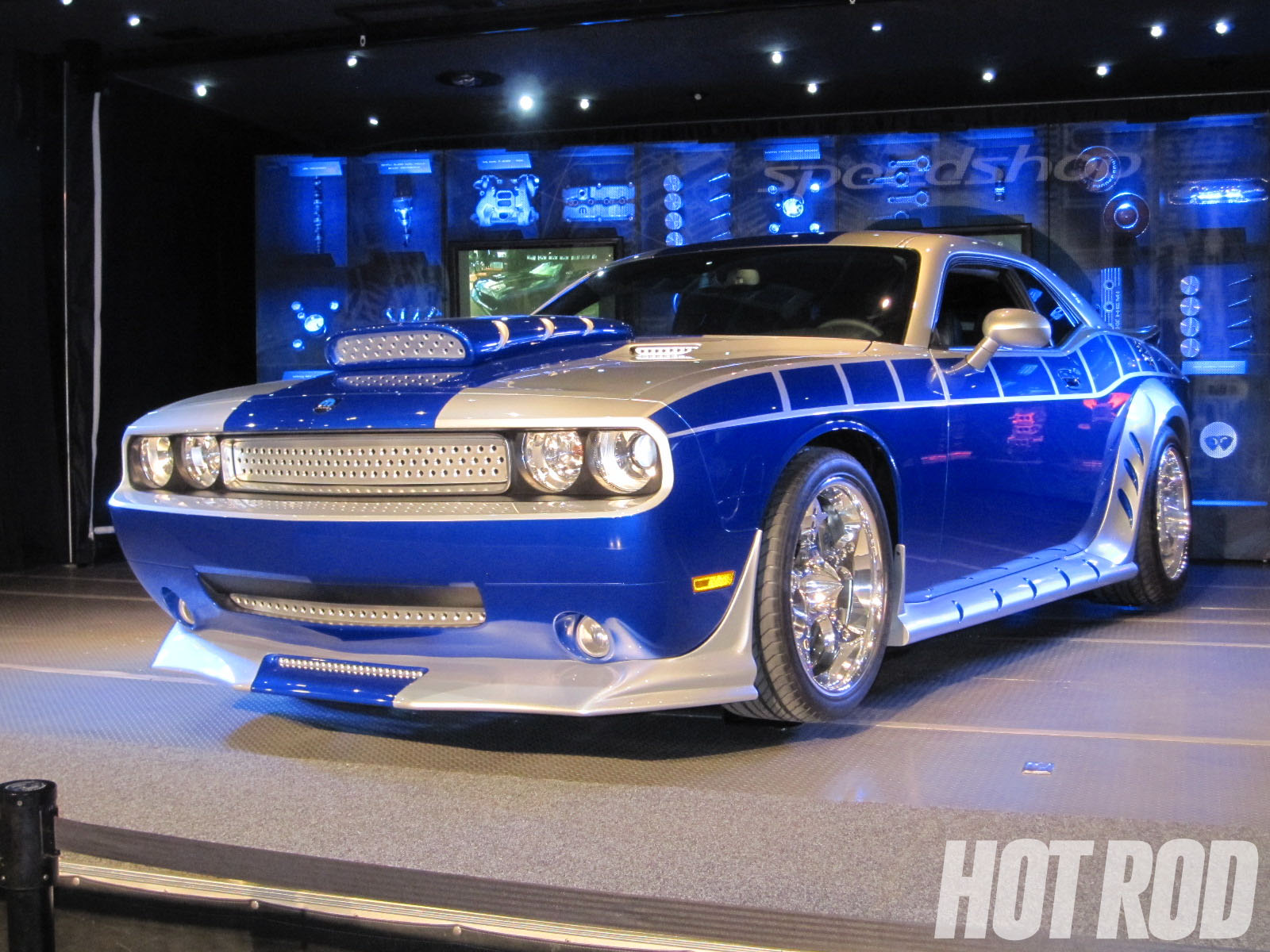 1600x1200 Cool Blue Cars Pictures Wallpaper | Automotive Concept | Chainimage