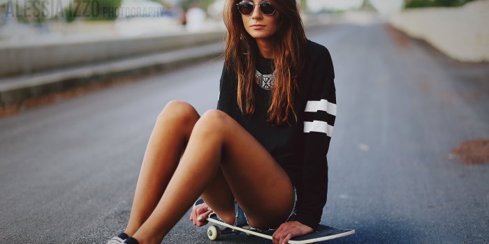 5120x3200 Girl skateboard wallpaper Gallery