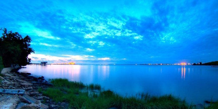 1366x768 Beach: Lights Sky Blue Beaches Distance Nature Oceans Beach Iphone