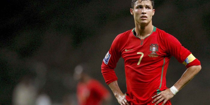 2100x1400 Tails of Great Soccer Players – Put A Number On It!