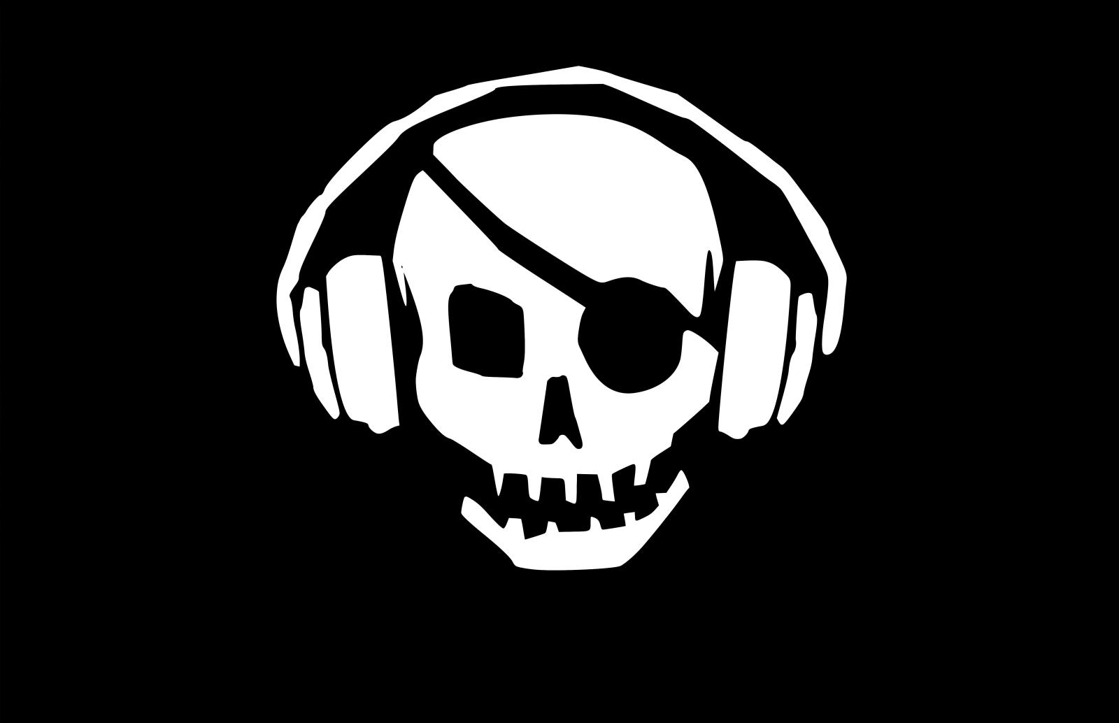 6189x4000 1366x768 Pirate Skull Headphones 1366x768 Resolution HD 4k