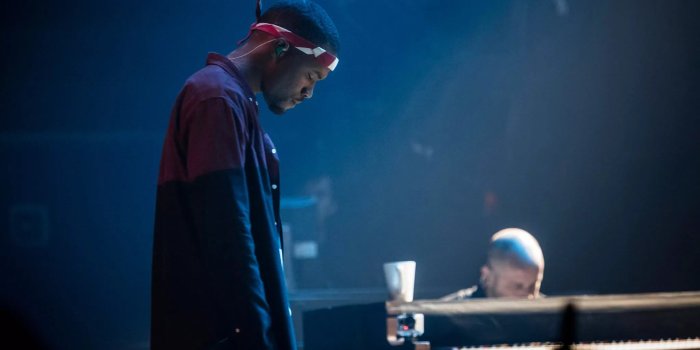 2048x1129 Frank Ocean 4k Frank Ocean Background - Blonde Frank Ocean Wallpaper