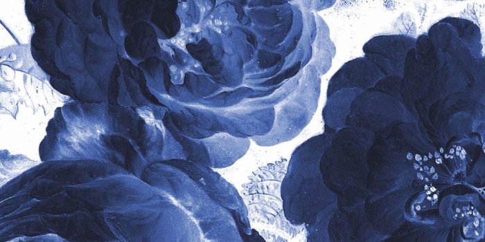 1000x1000 Royal Blue Flowers 001 Wallpaper Circle by KEK Amsterdam – BURKE DECOR