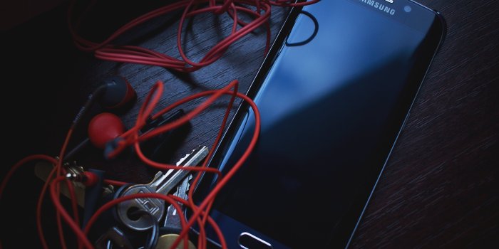 5184x3456 Samsung Black Galaxy S6 Edge - Free Stock Photo, Image, Wallpaper