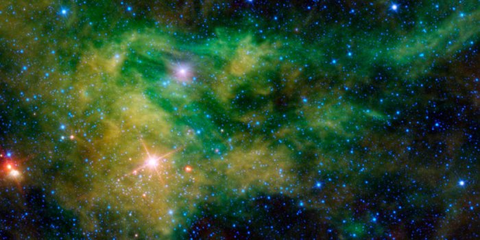 1600x1200 NASA - Supergiant Star Near Giraffe's Hind Foot