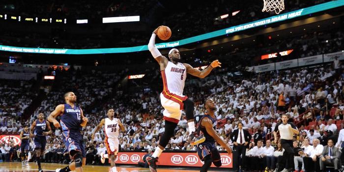 2500x1786 Lebron James Dunk Heat Wallpaper 2018 (63+ pictures)