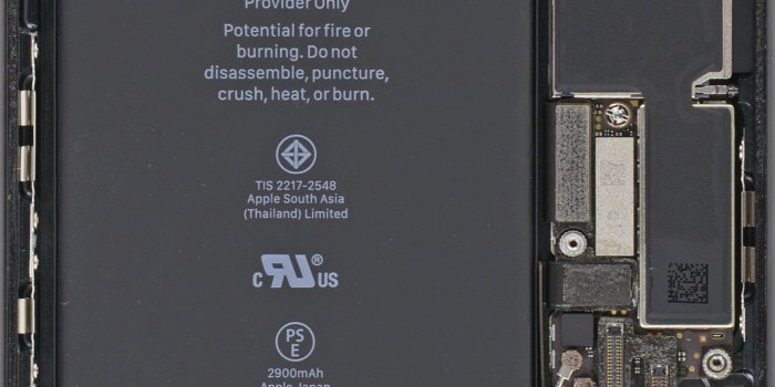 1787x3176 Turn Your Phone Inside Out: iPhone 7 and 7 Plus Internals Wallpapers