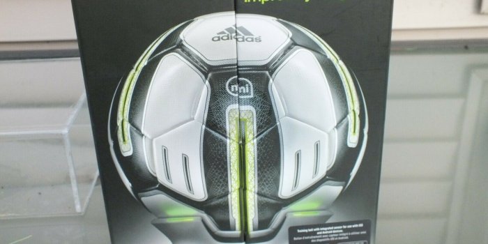 1600x1200 Adidas GB3963 Size 5 Black and White Smart MiCoach Training Soccer Ball