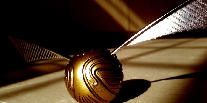 1024x768 Harry Potter Aesthetic - Golden Snitch by Eli Hanif | Quidditch in