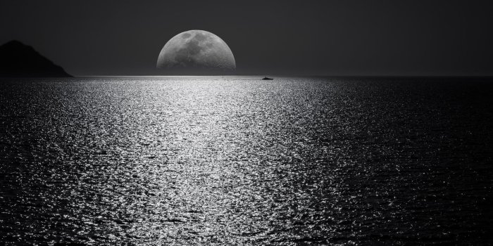 1920x1080 Dark Moon Wallpapers Free HD Download