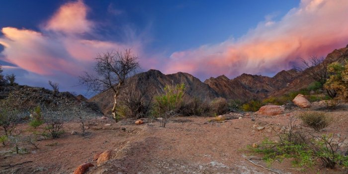 1332x850 Wallpaper the sky, mountains, the moon, desert, Argentina, Chaco