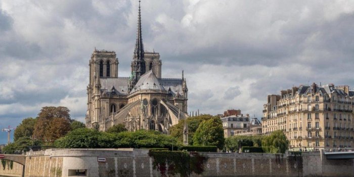 1024x768 3 Days in Paris: The Perfect Paris Itinerary - Finding the Universe