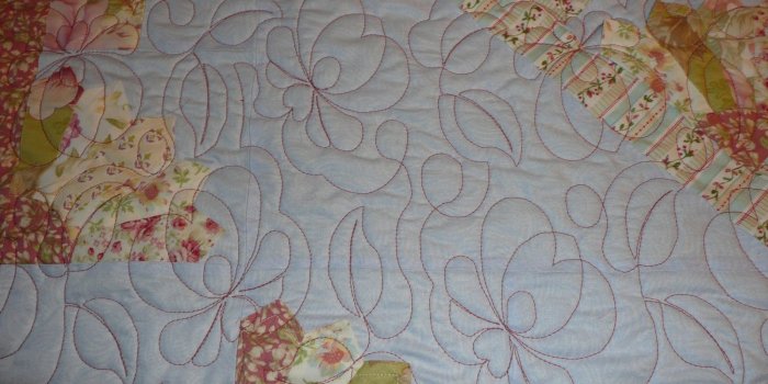 1600x1200 Acorn Ridge Quilting: Alyce's Small Meet Me In Paris Quilt