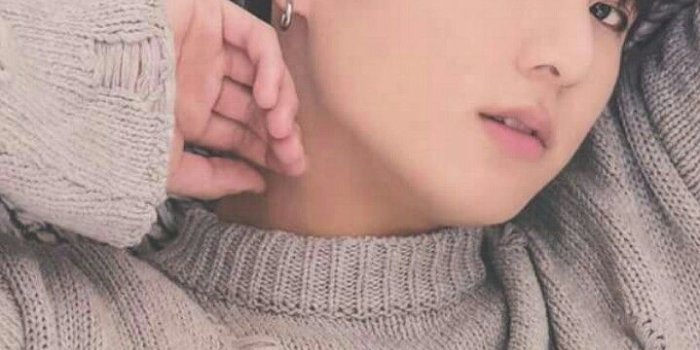 719x1280 Jungkook Wallpaper Cute - Bts Jungkook Sweater Photoshoot Free