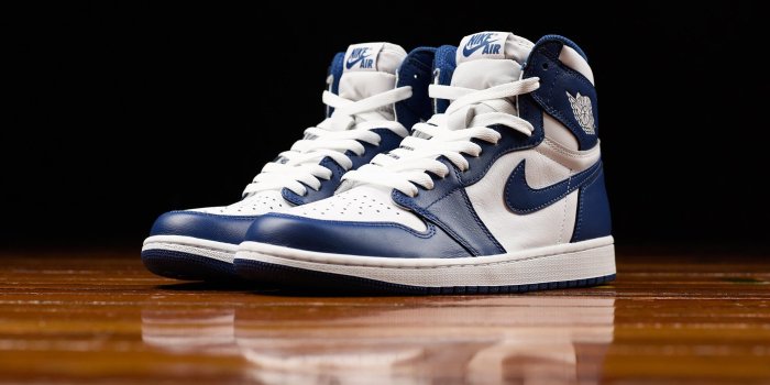 2048x1536 Air Jordan 1 Retro High OG 