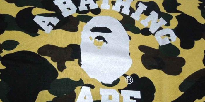 1024x768 Isetan Shinjuku ISETAN DAD's hard-edged limited edition items-A BATHING APE  (APE) COLLEGE TEE
