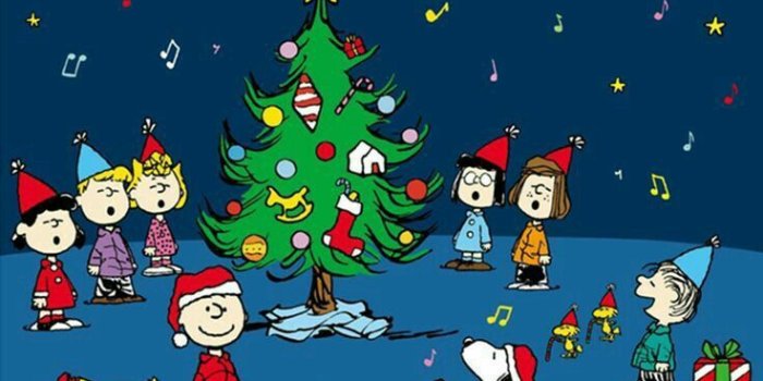 736x1308 Elza Ramirez on Christmas | Snoopy wallpaper, Christmas tree